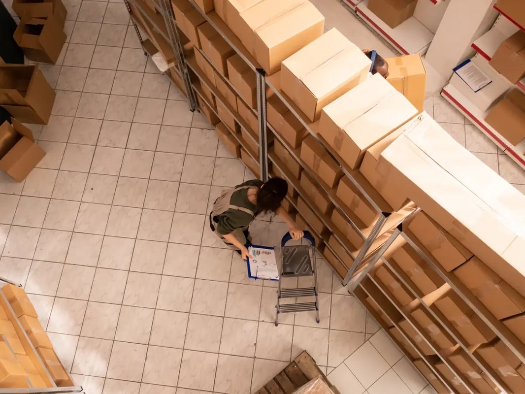 So organisieren Sie Ihren Lagerraum richtig