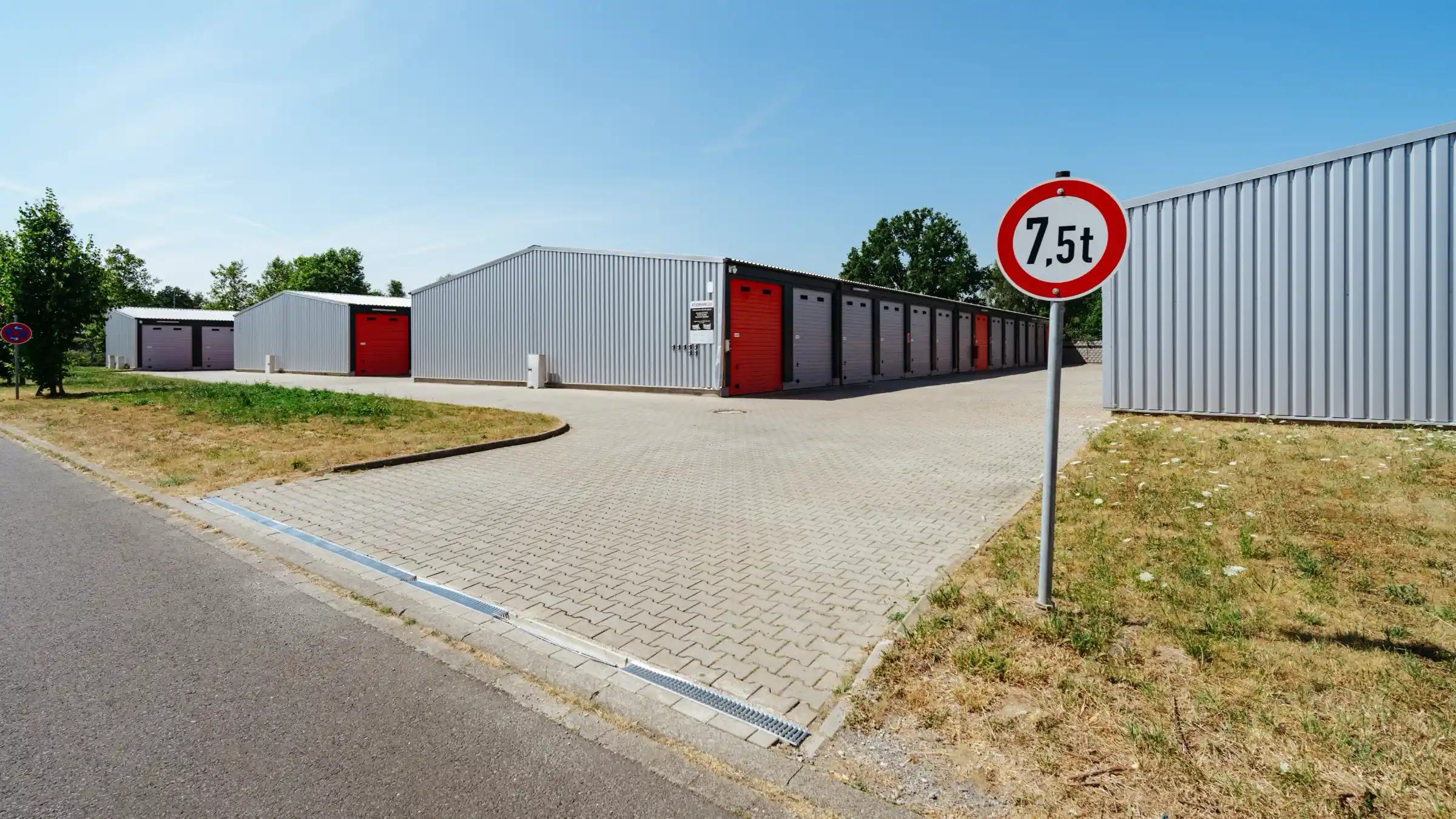 Storage24 parc de stockage Krefeld 4-6