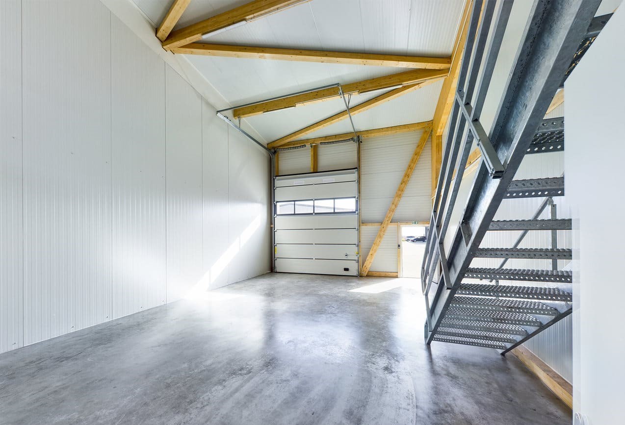 Lagerfläche-mit-büro-mieten-Storage24