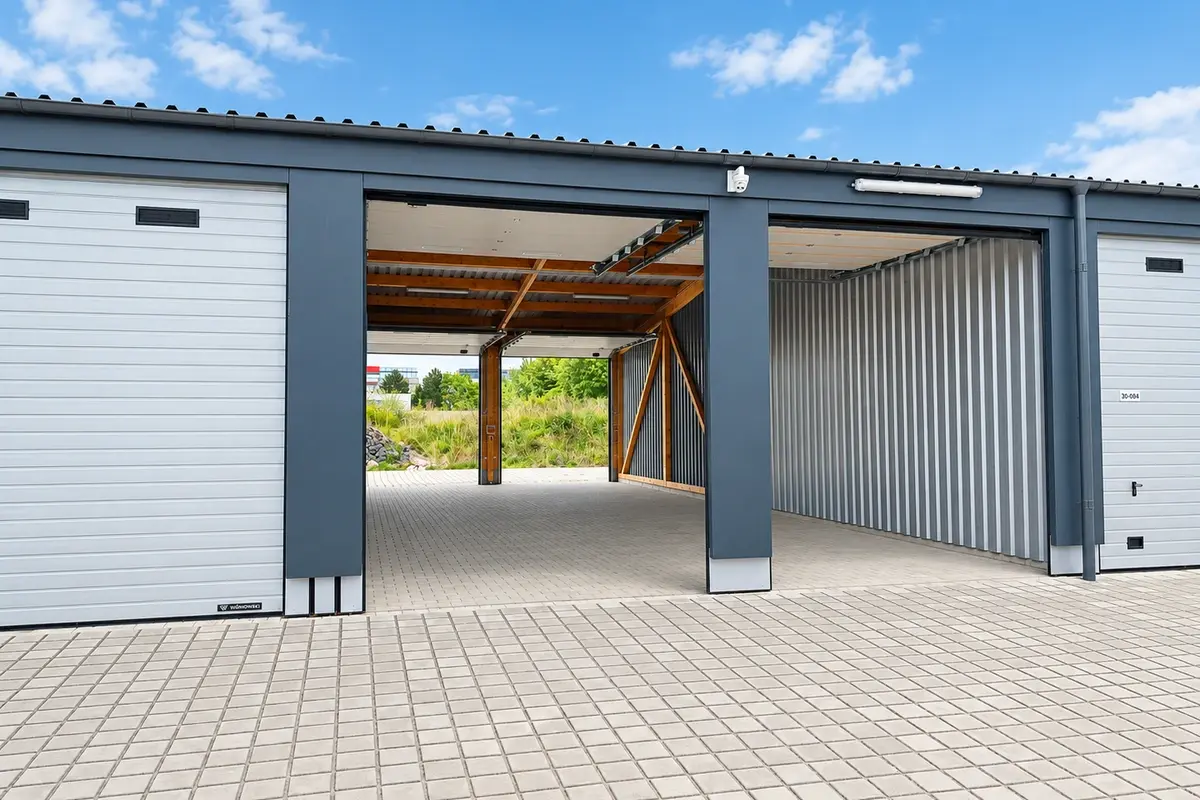 112 m²