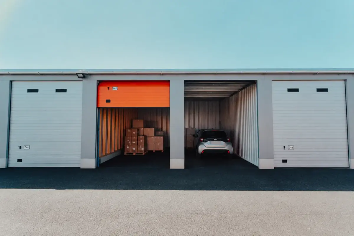 56 m²